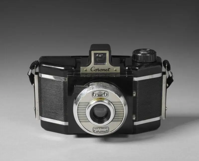 Camera — تصویر رکورد موزهٔ ویکتوریا و آلبرت