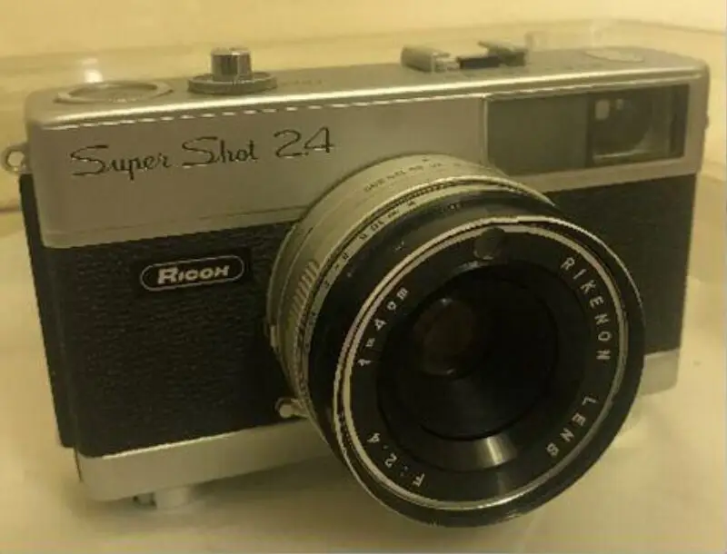 Camera — تصویر رکورد موزهٔ ویکتوریا و آلبرت