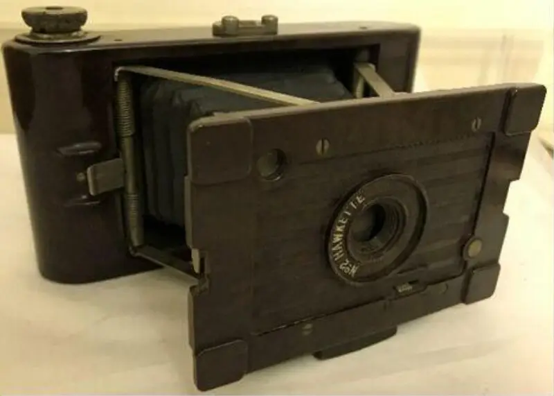 Camera — تصویر رکورد موزهٔ ویکتوریا و آلبرت