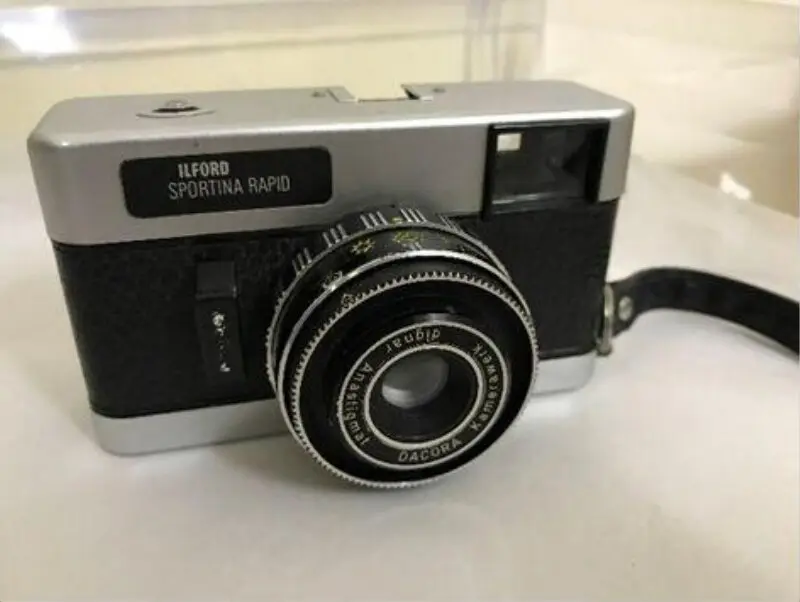 Camera — تصویر رکورد موزهٔ ویکتوریا و آلبرت