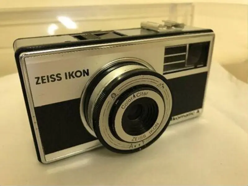 Camera — تصویر رکورد موزهٔ ویکتوریا و آلبرت