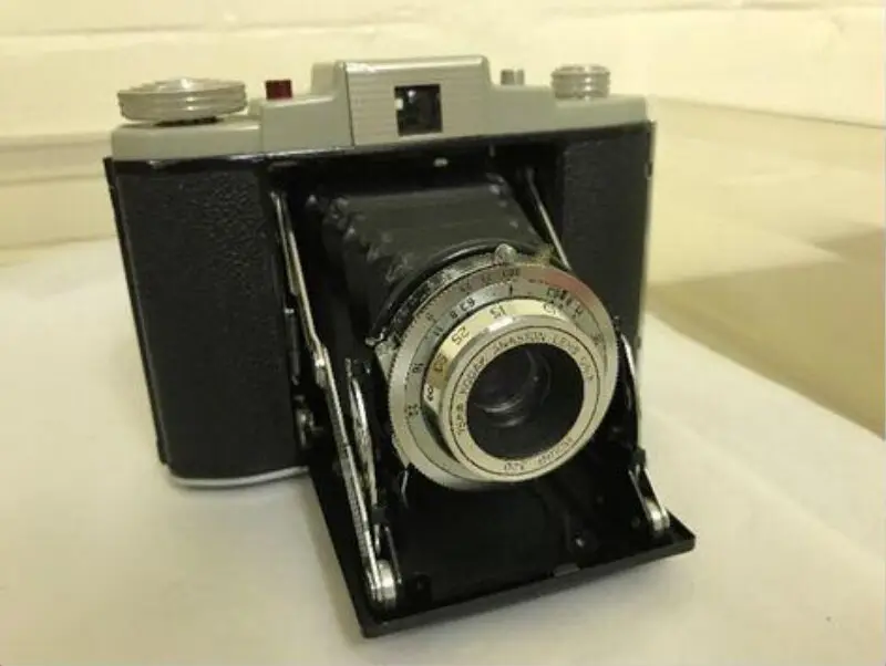 Camera — تصویر رکورد موزهٔ ویکتوریا و آلبرت