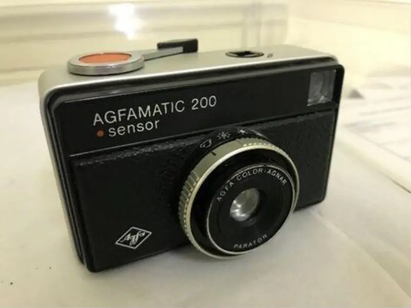 Camera — تصویر رکورد موزهٔ ویکتوریا و آلبرت