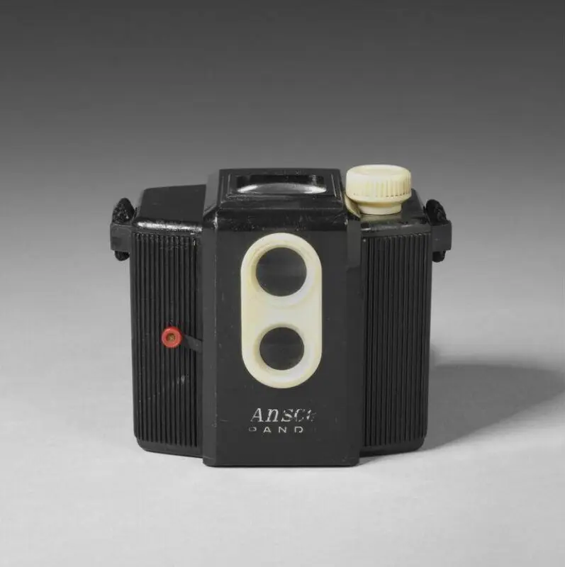 Camera — تصویر رکورد موزهٔ ویکتوریا و آلبرت