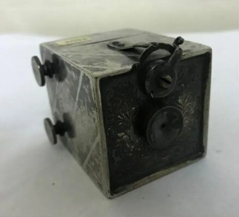 Camera — تصویر رکورد موزهٔ ویکتوریا و آلبرت