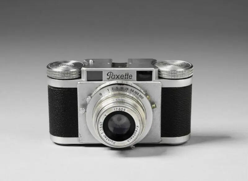 Camera — تصویر رکورد موزهٔ ویکتوریا و آلبرت