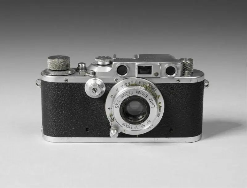 Camera — تصویر رکورد موزهٔ ویکتوریا و آلبرت
