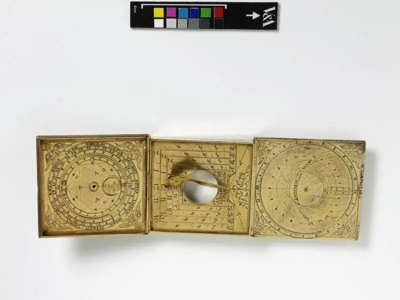 Astronomical compendium — تصویر رکورد موزهٔ ویکتوریا و آلبرت