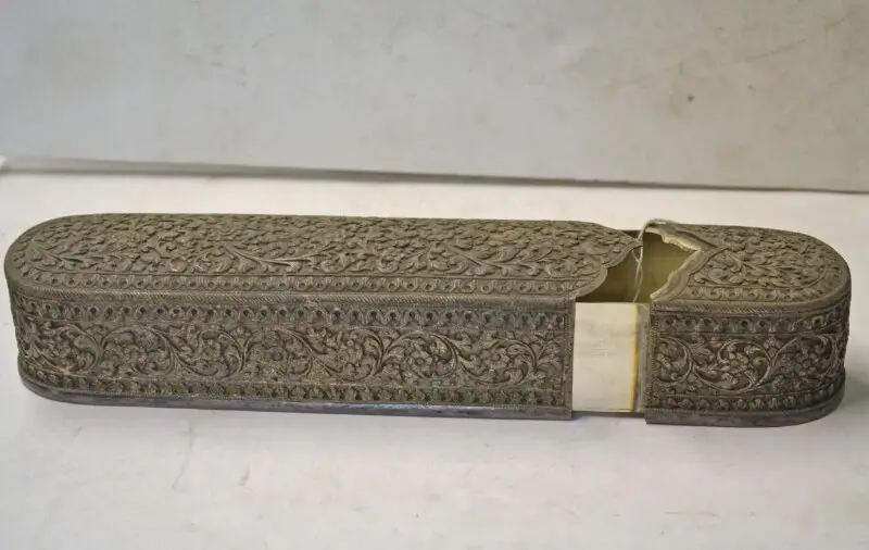 Pen case — تصویر رکورد موزهٔ ویکتوریا و آلبرت