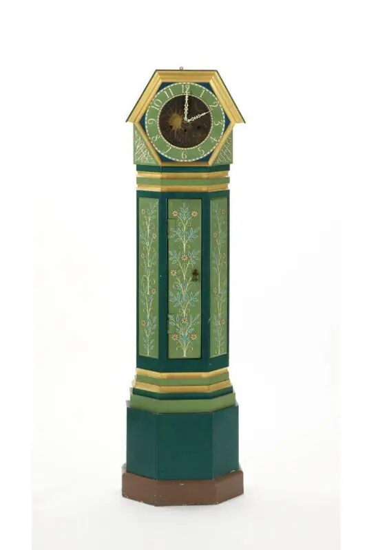 Longcase clock — تصویر رکورد موزهٔ ویکتوریا و آلبرت