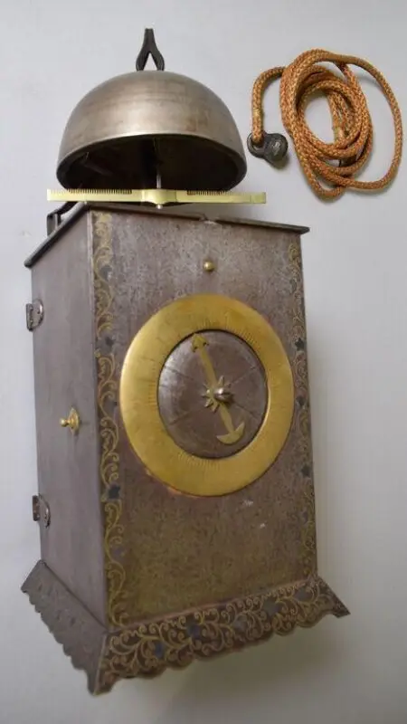 Clock — تصویر رکورد موزهٔ ویکتوریا و آلبرت