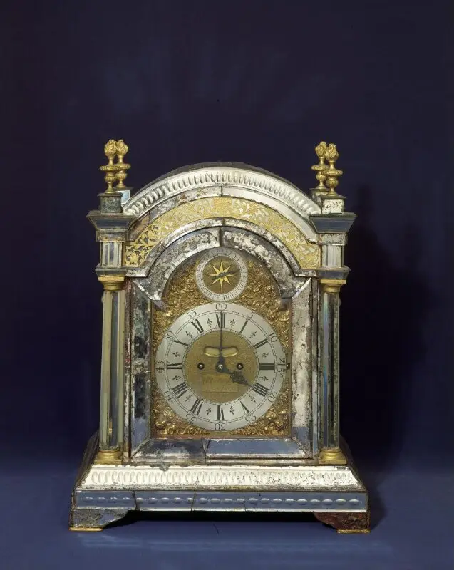 Clock — تصویر رکورد موزهٔ ویکتوریا و آلبرت