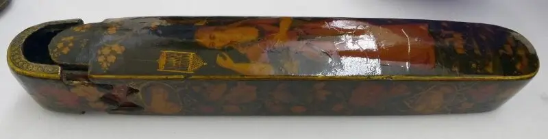 Pen box (qalamdan) — تصویر رکورد موزهٔ ویکتوریا و آلبرت