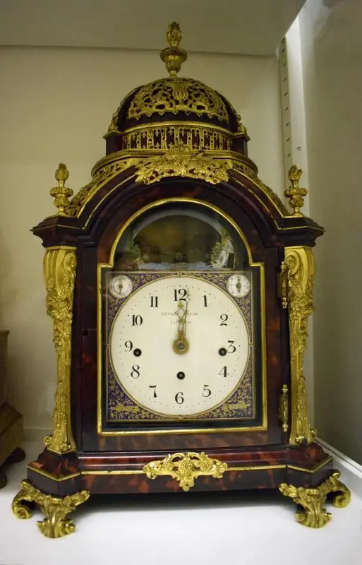 Clock — تصویر رکورد موزهٔ ویکتوریا و آلبرت