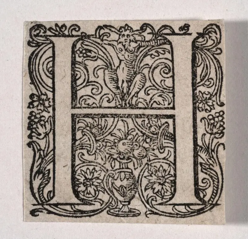 Initial letter — تصویر رکورد موزهٔ ویکتوریا و آلبرت