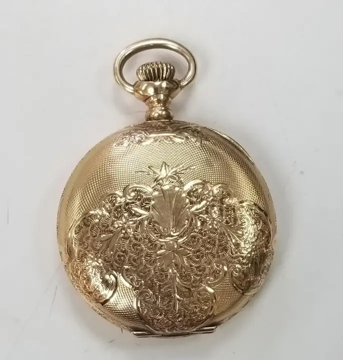 14k yellow gold American Waltham hand engraved pocket watch with white dial – 1900 — عکس ۲ از رکورد آرشیو WatchMuseum