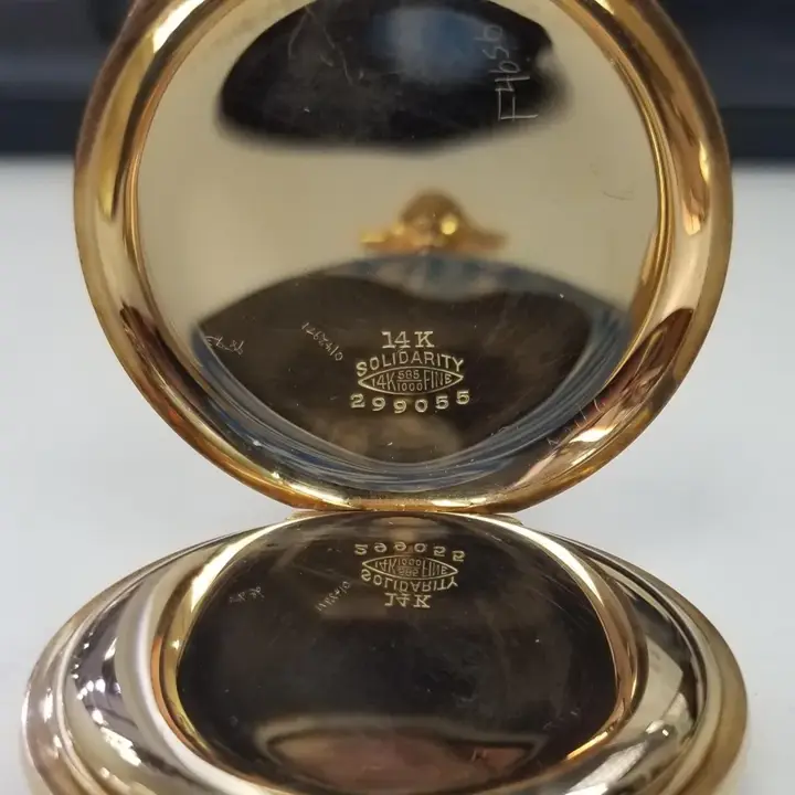 14k Yellow Gold Illinois Hand Engraved Pocket Watch with White Dial – 1900 — عکس ۴ از رکورد آرشیو WatchMuseum