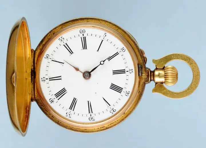 Diamond Set Gold Half Hunter Pendant Watch – Circa 1900 — عکس ۳ از رکورد آرشیو WatchMuseum