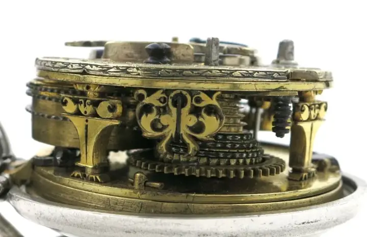 Early mock pendulum with calendar – C1700 — عکس ۳ از رکورد آرشیو WatchMuseum