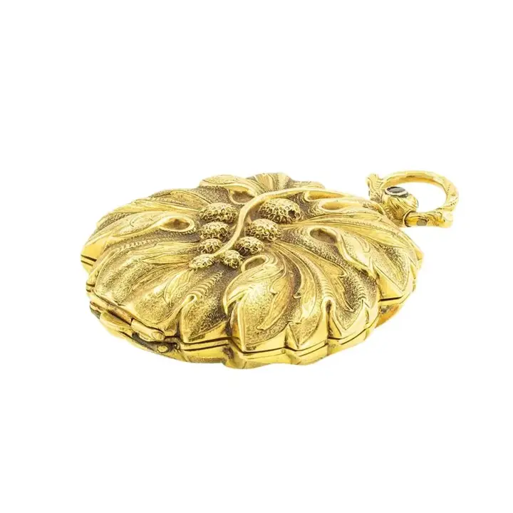 French Victorian Yellow Gold Locket Watch – 1850 — عکس ۶ از رکورد آرشیو WatchMuseum