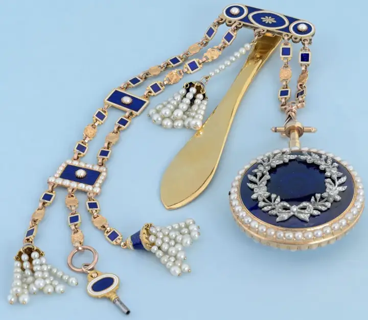 Gold and Enamel Chatelaine Repeating Virgule – Circa 1790 — عکس ۲ از رکورد آرشیو WatchMuseum