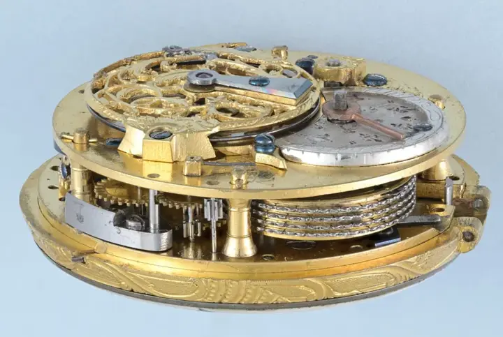 GOLD AND ENAMEL QUARTER REPEATING FRENCH VERGE – Circa 1770 — عکس ۴ از رکورد آرشیو WatchMuseum