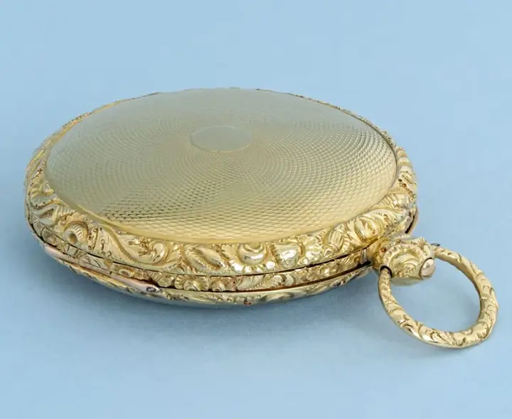 GOLD SWISS VERGE WITH OFFSET DECORATIVE GOLD DIAL – Circa 1820 — عکس ۳ از رکورد آرشیو WatchMuseum