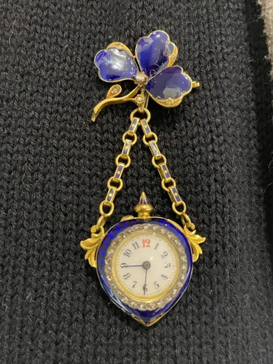 Late Victorian 14k Yellow Gold Blue Enamel & Diamond Detachable Watch Pin – 19th Century — عکس ۶ از رکورد آرشیو WatchMuseum