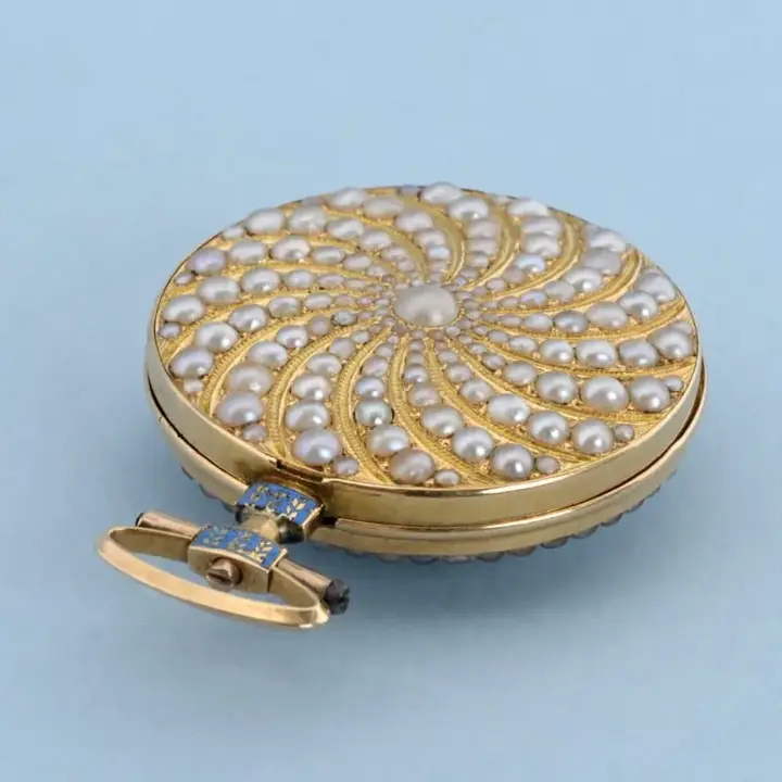 MINIATURE PEARL SET WATCH – 1800s — عکس ۳ از رکورد آرشیو WatchMuseum