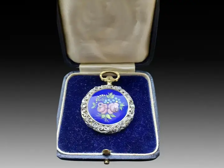 18ct Ruby and Diamond Pocket Watch with Jewels – 1970 — عکس ۳ از رکورد آرشیو WatchMuseum