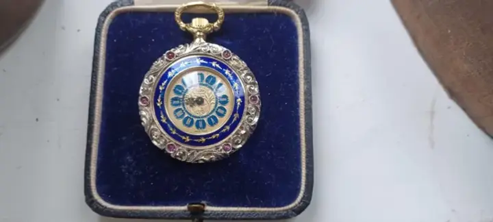 18ct Ruby and Diamond Pocket Watch with Jewels – 1970 — عکس ۵ از رکورد آرشیو WatchMuseum