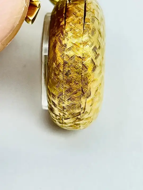 Unique Ebel Brooch Watch 18k Yellow Gold – 1980 — عکس ۴ از رکورد آرشیو WatchMuseum