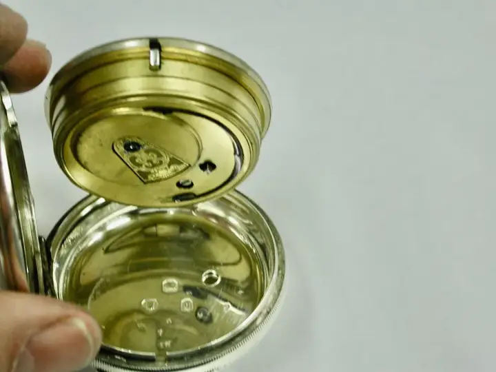 Victorian Silver Pocket Watch Assayed in London – 1862 — عکس ۲ از رکورد آرشیو WatchMuseum